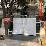 Aashrey-The Dorm Room