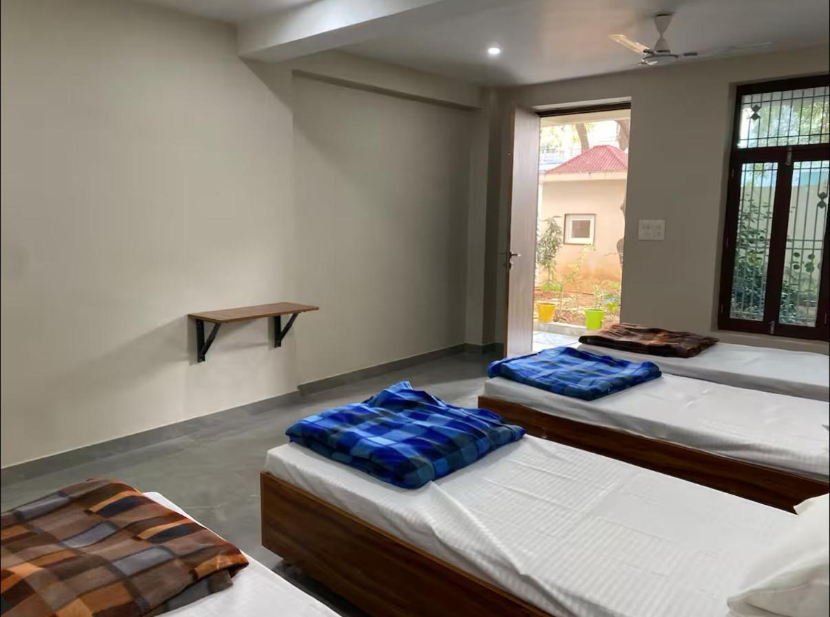 Aashrey-the Dorm Homestay Varanasi